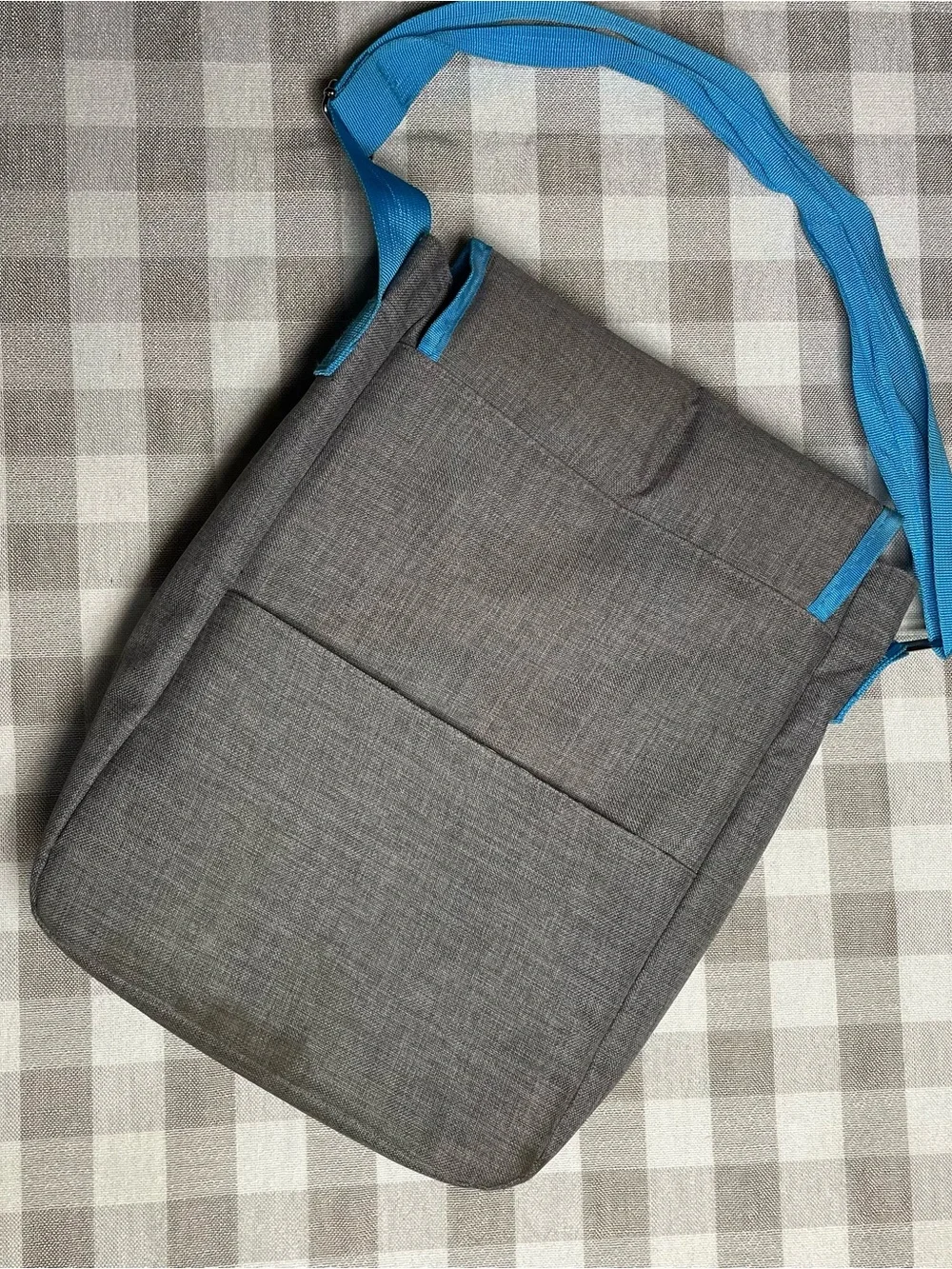 Gray and Blue Messenger Laptop Bag